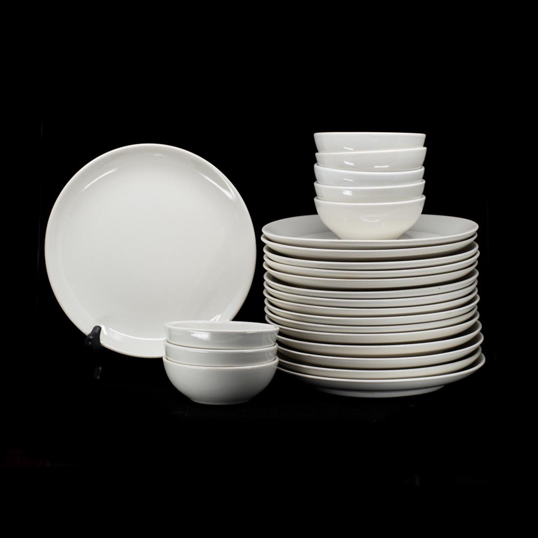 Group of 24 Russel Wright Iroquois Casual White China (1 of 6)