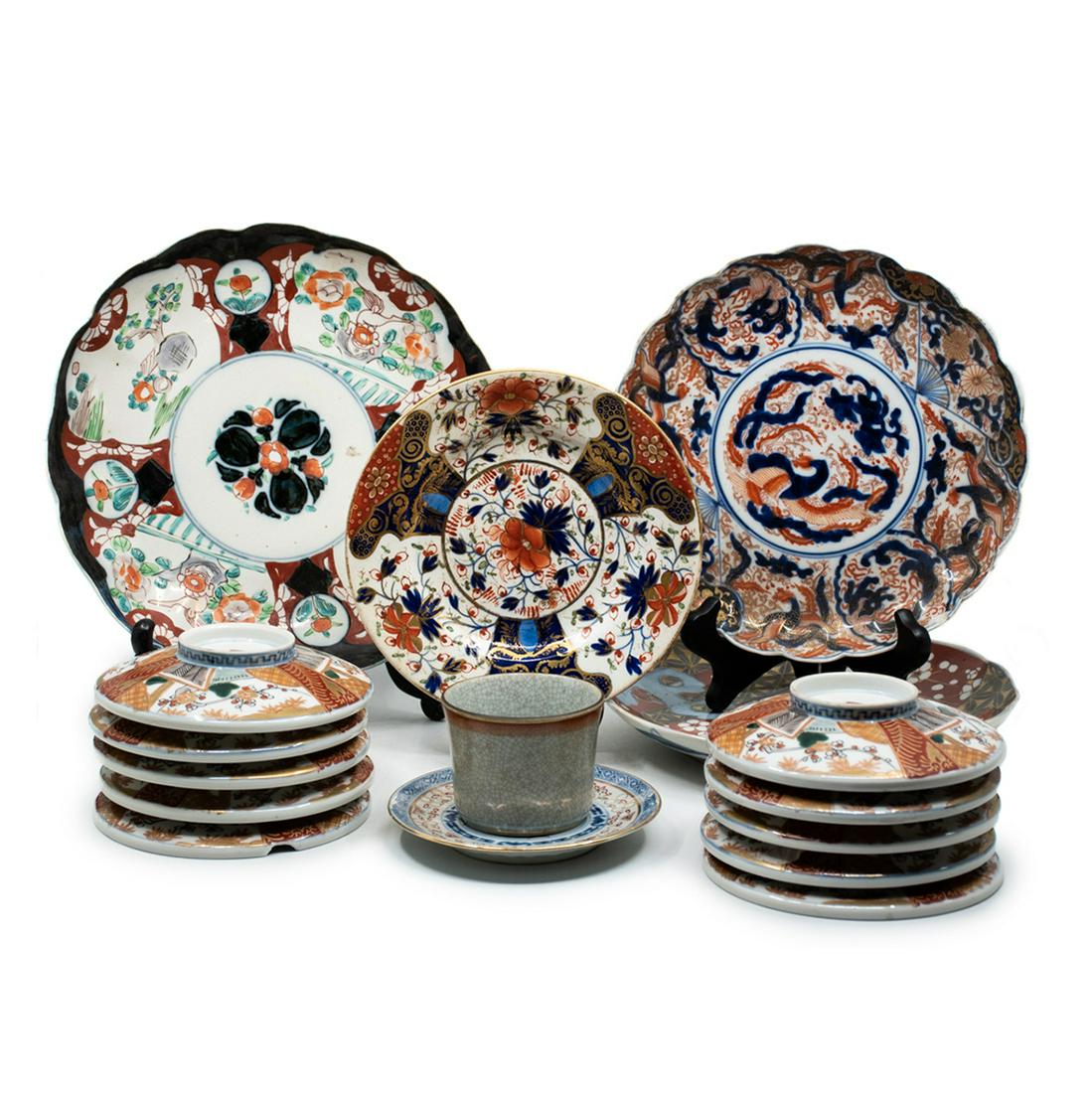 Group of 16 Assorted Porcelain Imari Plates and Bowls (1 of 10)