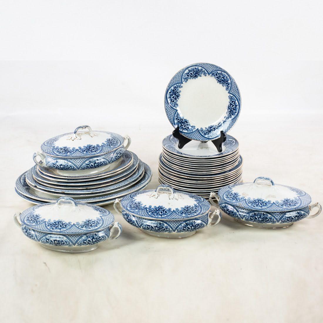 Group of 34 English Blue and White China (1 of 14)