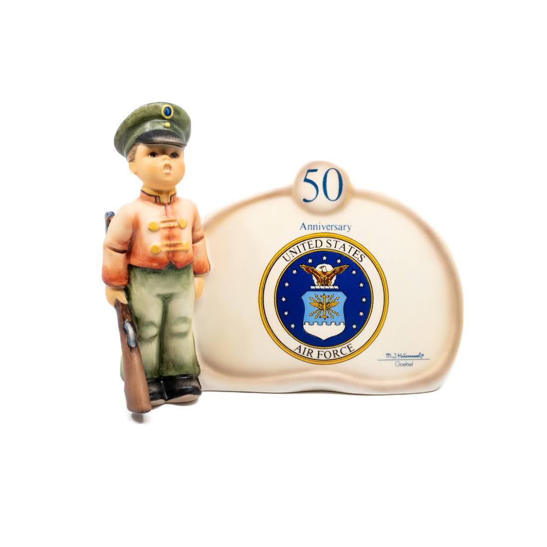 Goebel Hummel Soldier Boy, 50 Years Plaque 726: Goebel Hummel Limited Edition #726 Soldier Boy Plaque TMK 7, marked 882/1200. The plaque, featuring a young boy in military garb with a rifle at his side, commemorates a 50 years serving the US Milita