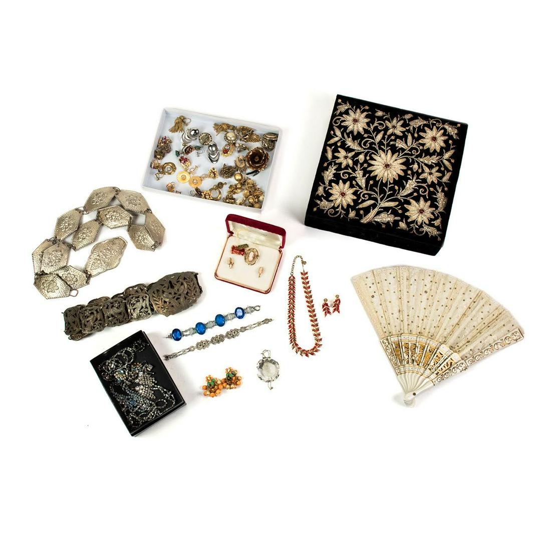 Grouping of Vintage/Antique Jewelry and Accessories: A grouping of vintage jewelery and accessories including 25 vintage earrings, 4 broaches, 4 necklaces, 2 bracelets, a red bracelet and earring set, vintage rhinestone, 2 antique bracelets, Precious Je