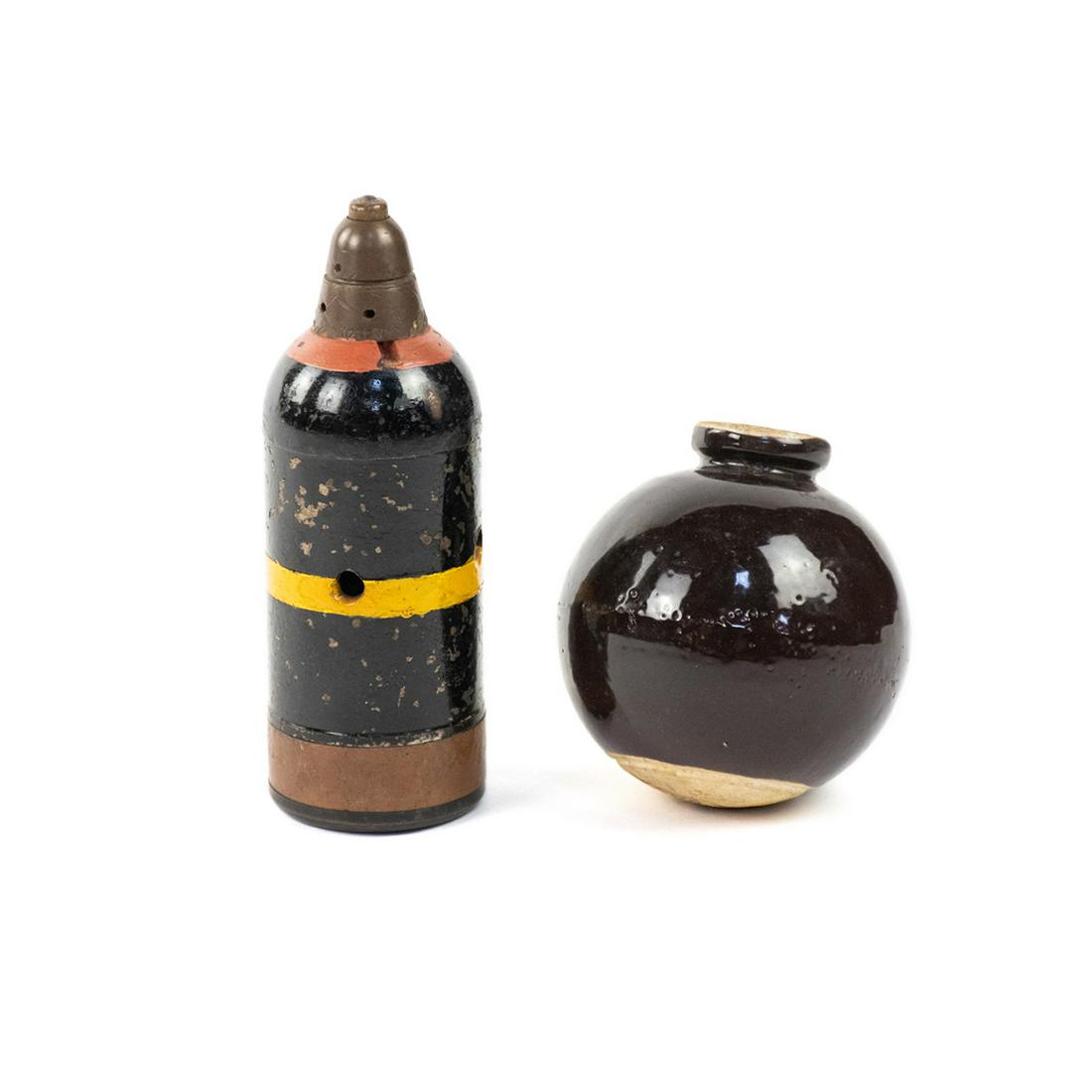 WWII Japanese Type 89 50mm Knee Mortar / Grenade: A WWII Japanese Type 89 50mm Knee mortar / ceramic pottery grenade