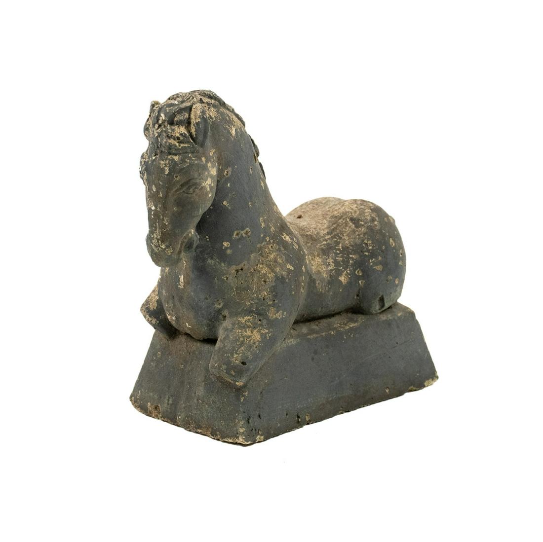 Han Dynasty Style Cast Stone Horse Sculpture: A Han Dynasty Style cast stone horse sculpture having bobbed tail and depicted without legs atop rectangular base. Unmarked.
