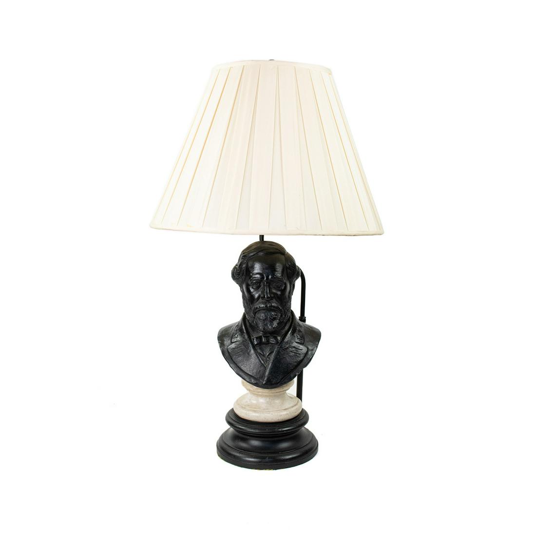 Alva Studios Robert E. Lee Portrait Bust Lamp: An Alva Studios metal CSA General Robert E. Lee Portrait Bust converted table lamp mounted atop a faux marble and black wooden tiered column base. It is finished with a cream pleated shade and is unma