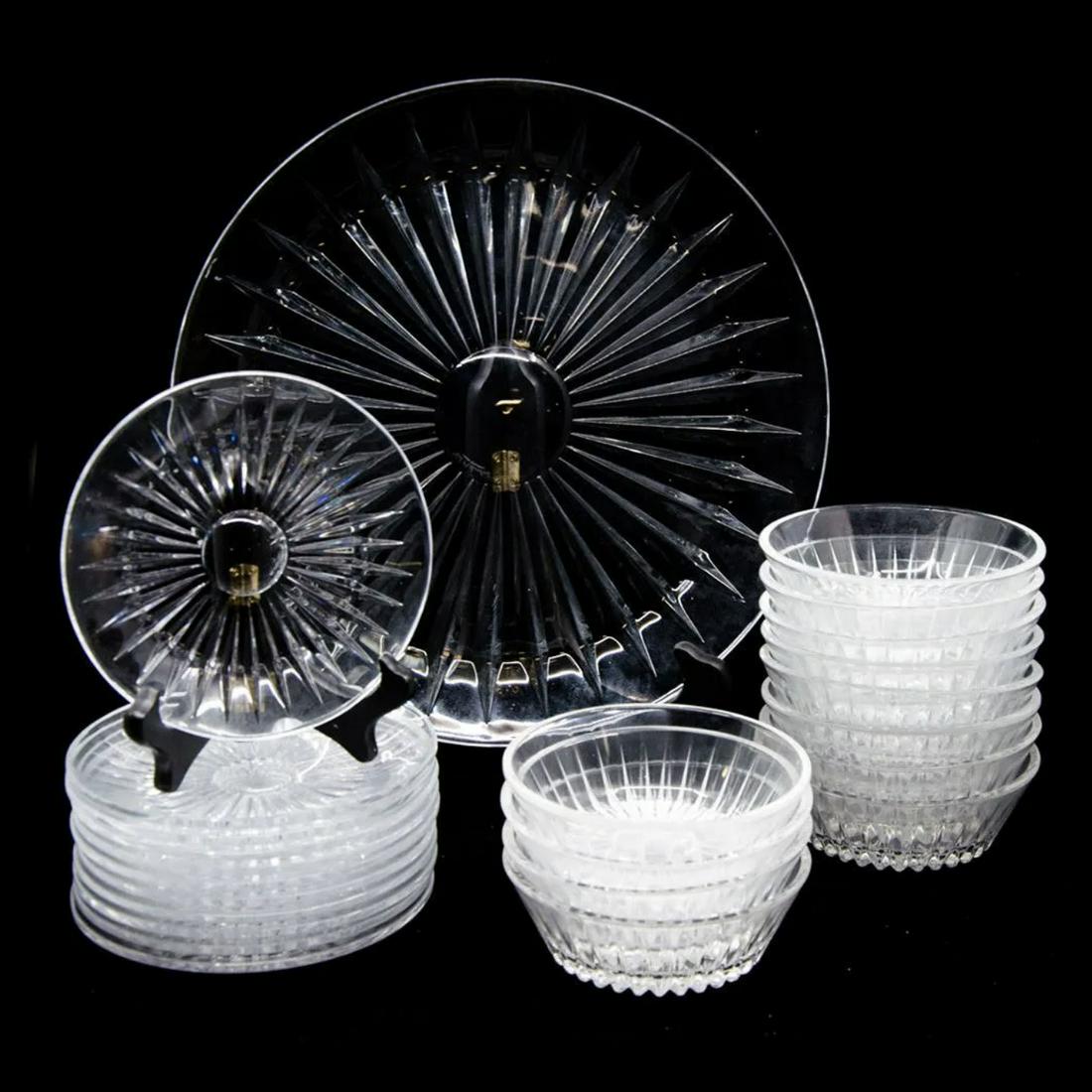 Set of Val Saint-Lambert Starburst Pattern Dishes (1 of 9)