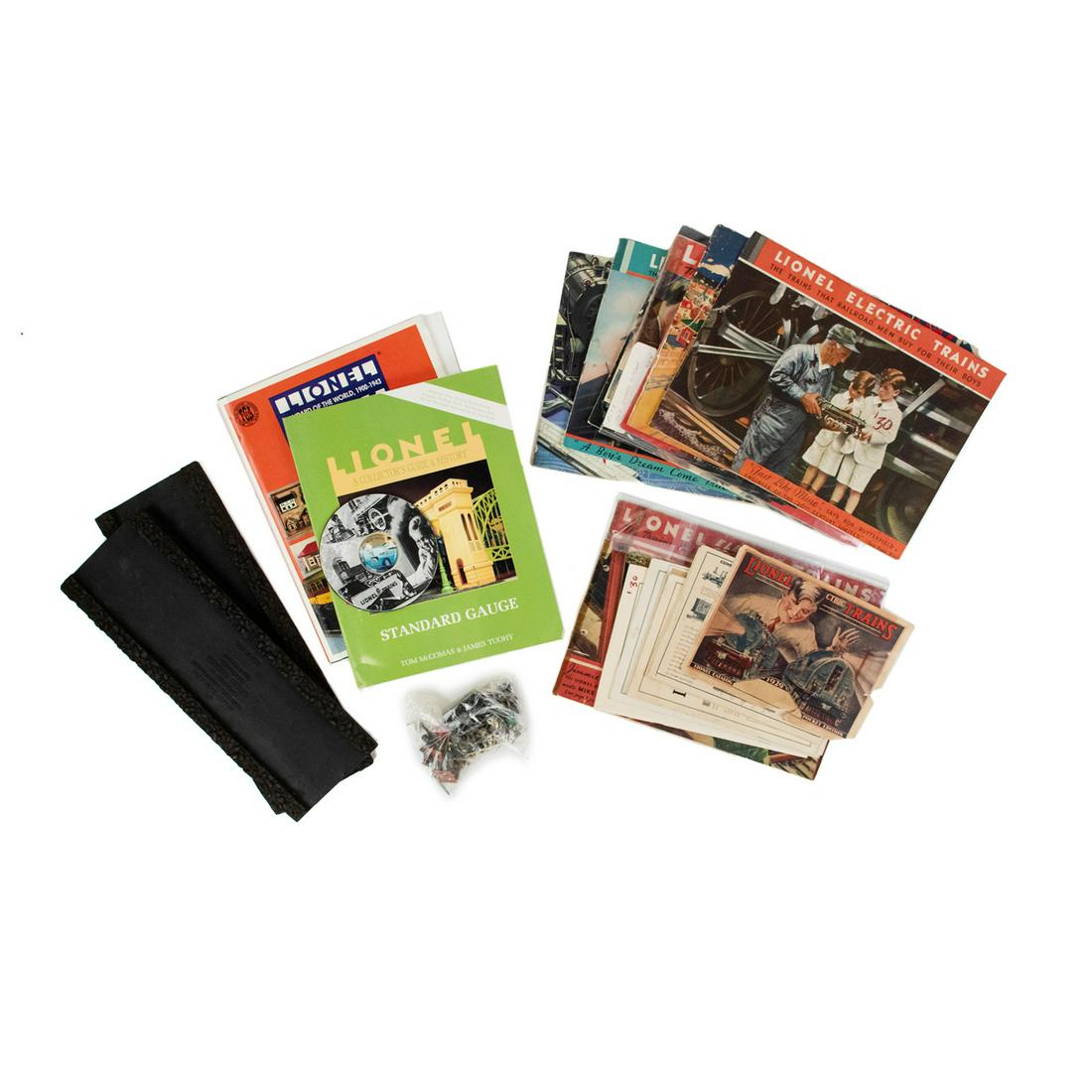 Lionel collection of manuals and books (1 of 7)