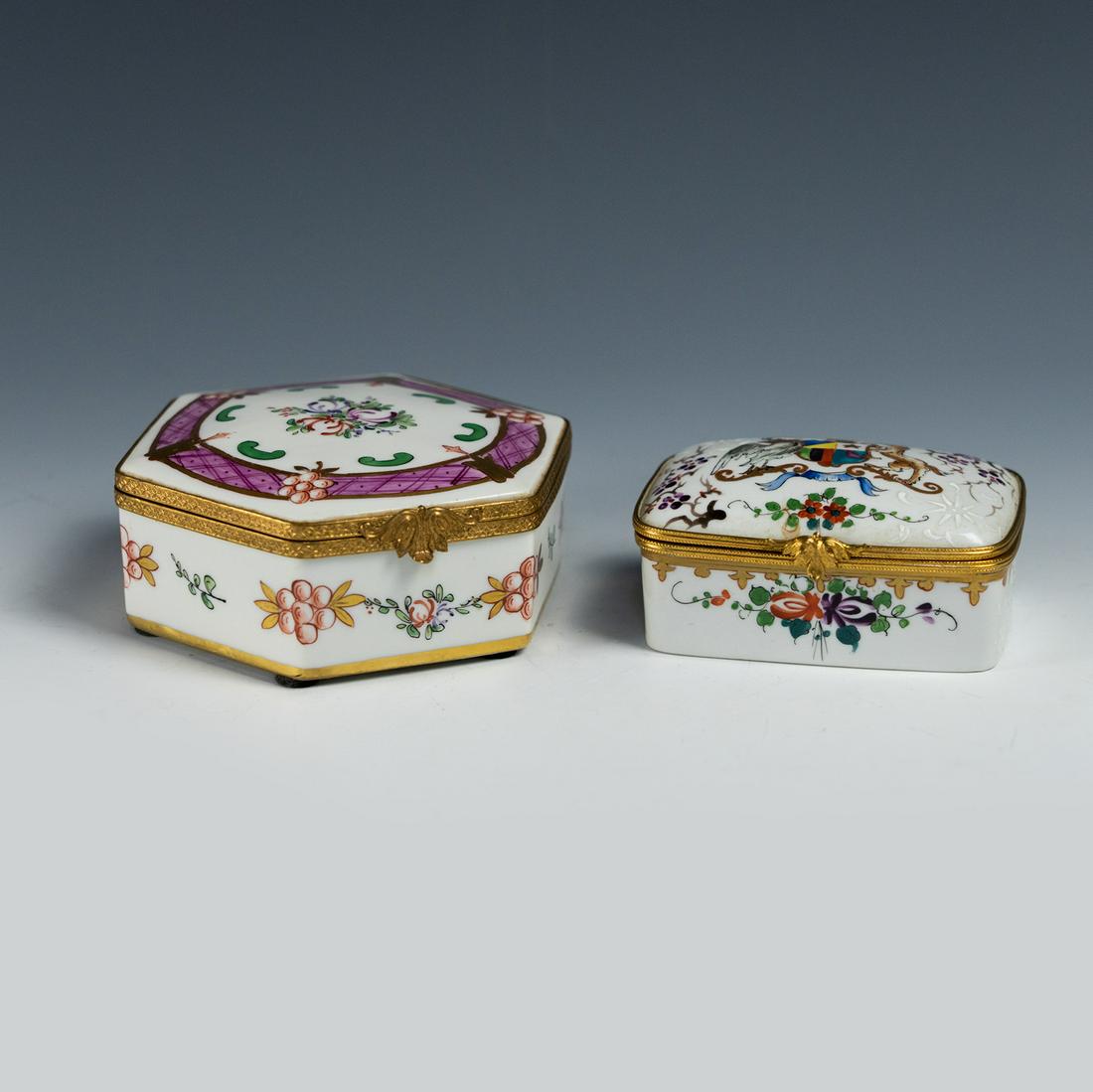 (2) 19th C French Paris Porcelain Trinket Boxes (1 of 13)