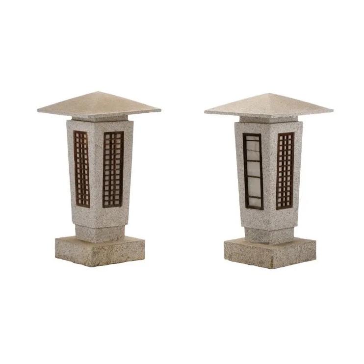 (2) Japanese Pagoda Form Illuminated Guide Posts (1 of 8)