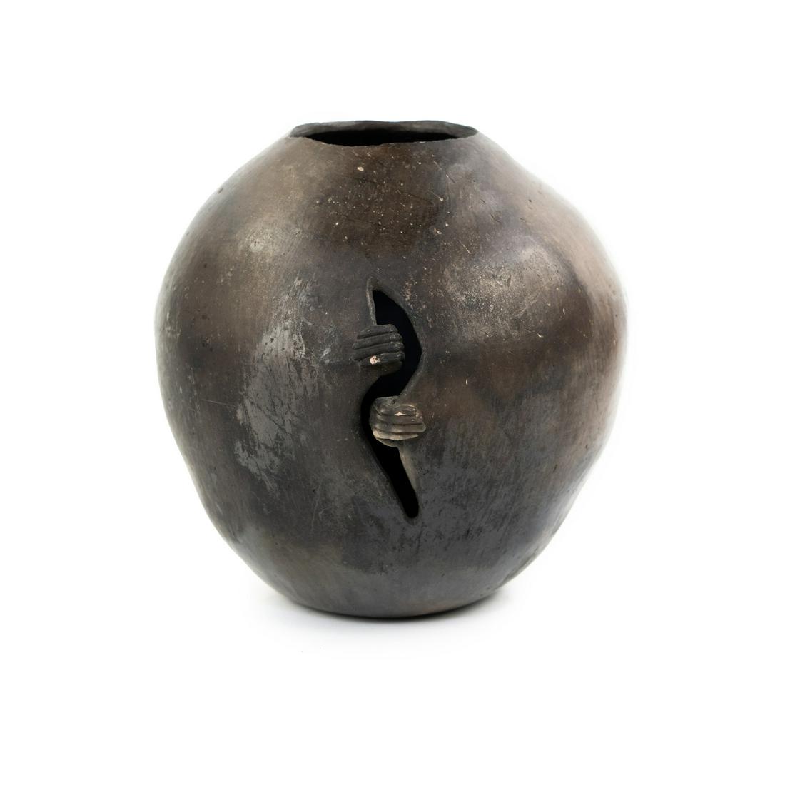 Nofa Farha Dixon Art Pottery Vase (1 of 7)