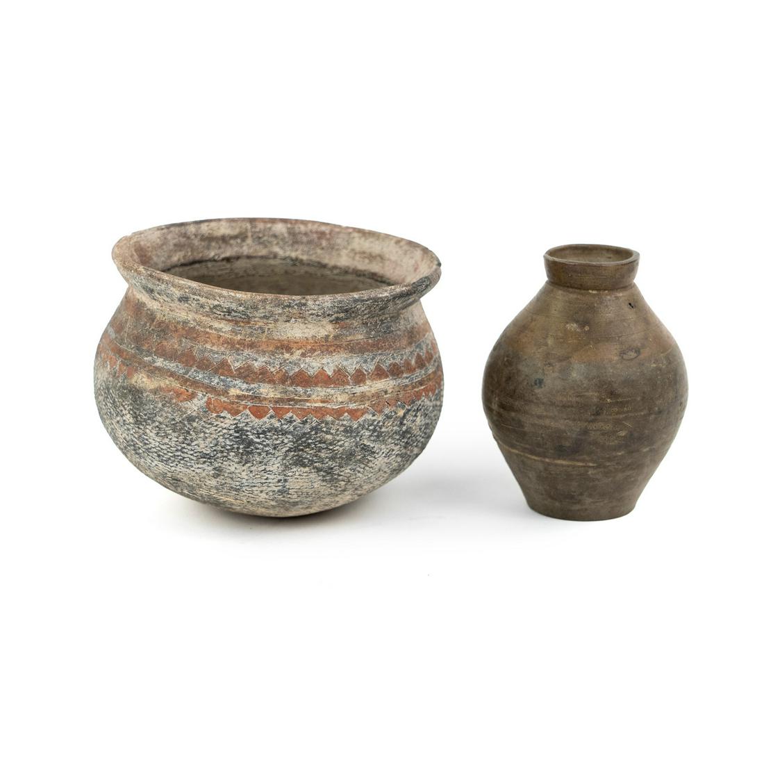 (2) Mindanao Davau Cuyun Pottery Clay Pot and Vase (1 of 15)