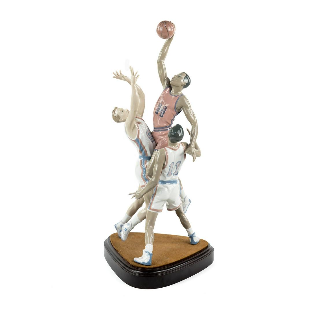 Lladro 'To the Rim' Basketball Figures Sculpture No. 1800 (1 of 11)