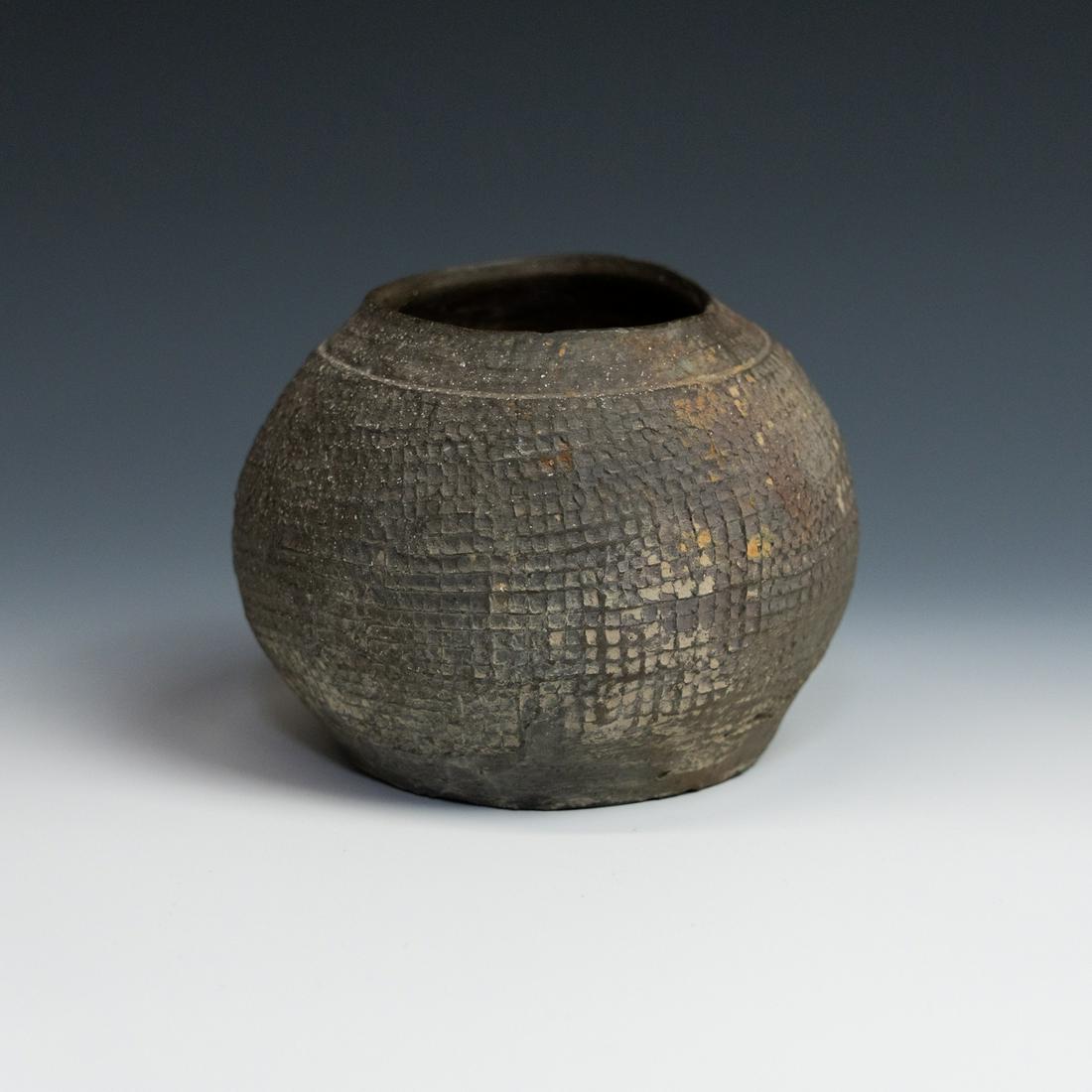 Chinese Warring States Period Pottery Storage Jar (1 of 12)
