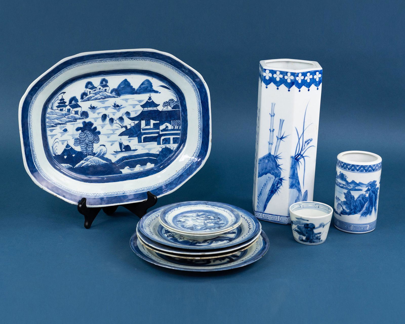 (10) Chinese Export Blue & White Porcelain Pieces (1 of 10)