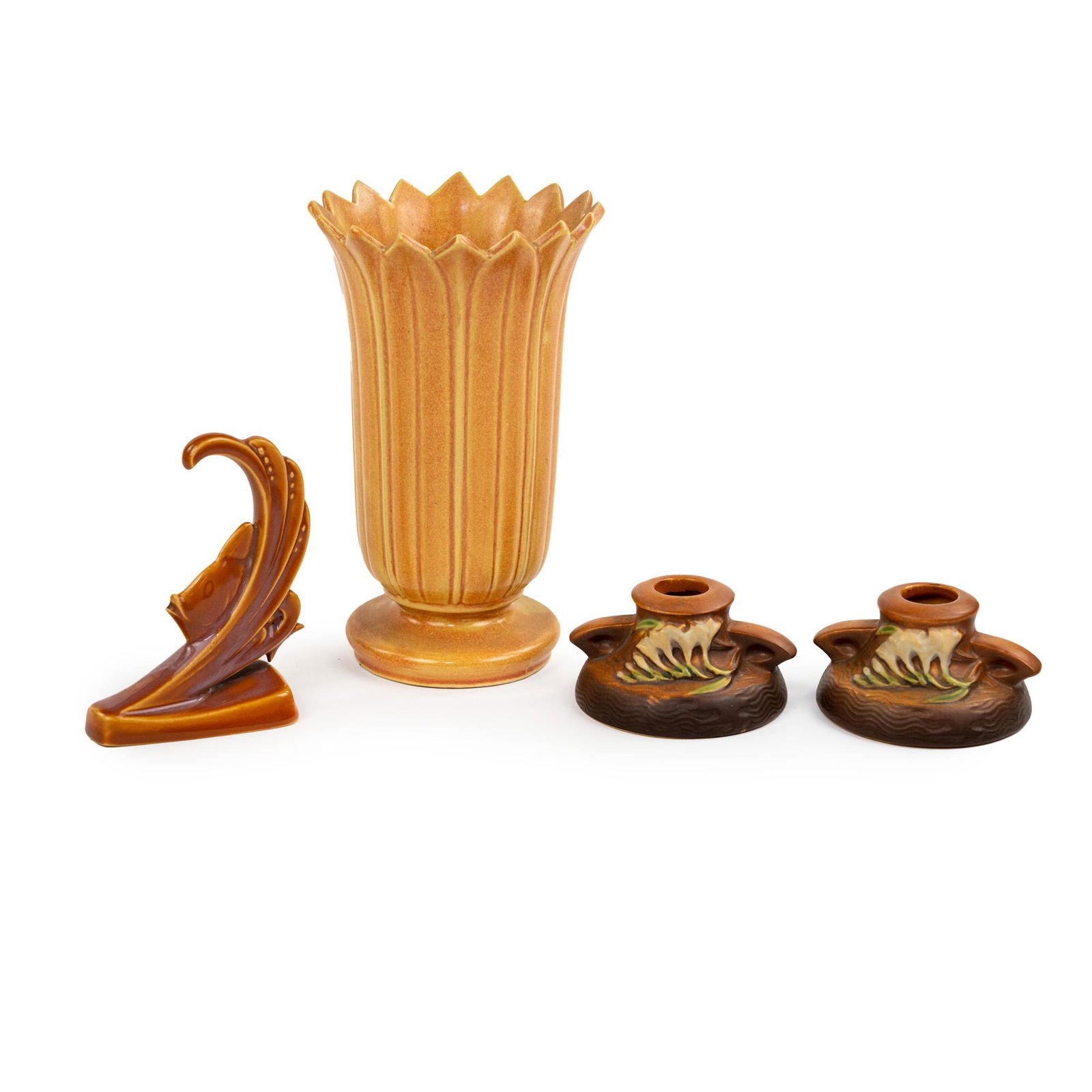 (4) Group of Roseville Art Pottery incl Rozane (1 of 10)