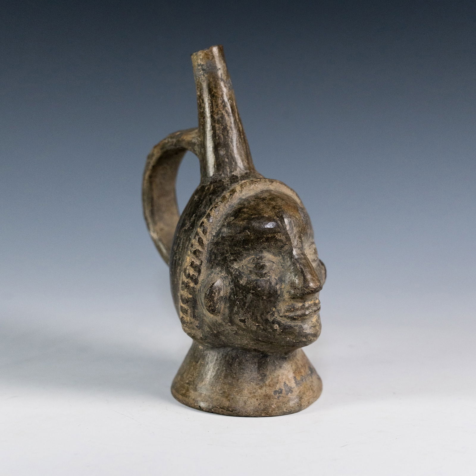 Pre-Columbian Lambayque Portrait Bottle (1 of 10)