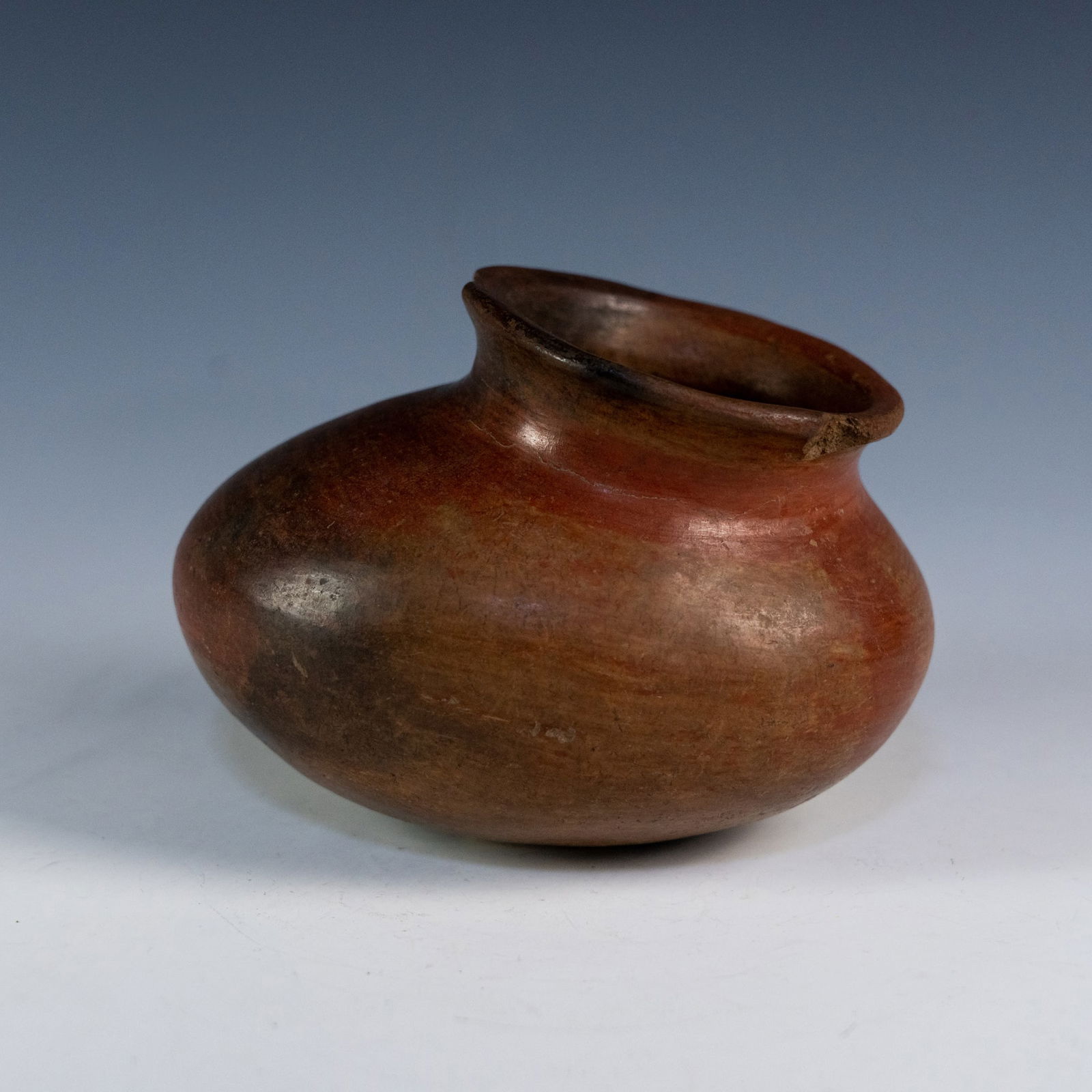 Pre-Columbian Michoacan Terracotta Foot Vase (1 of 8)