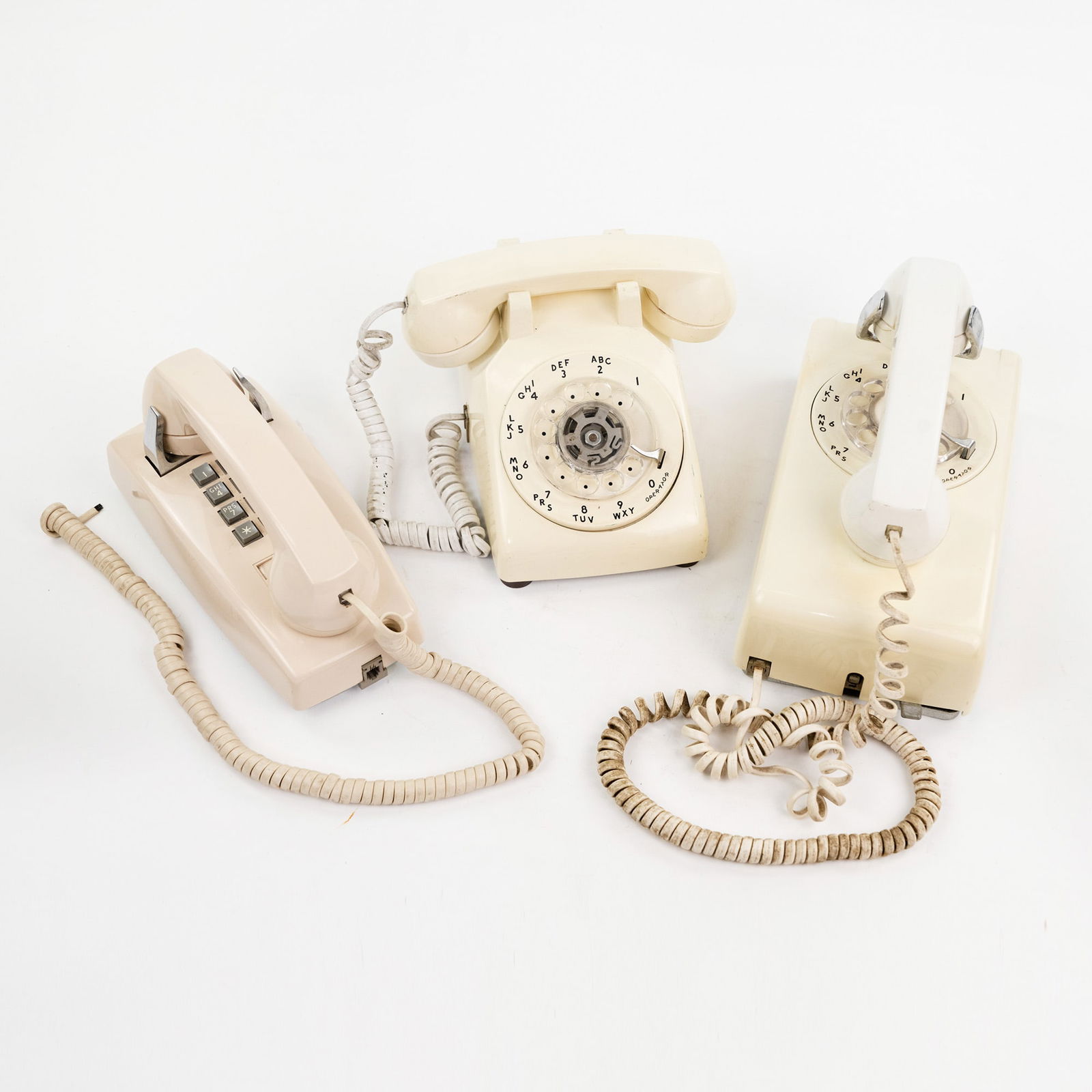 (3) Bell and AT&T Vintage Dial and Rotary Telephones (1 of 20)