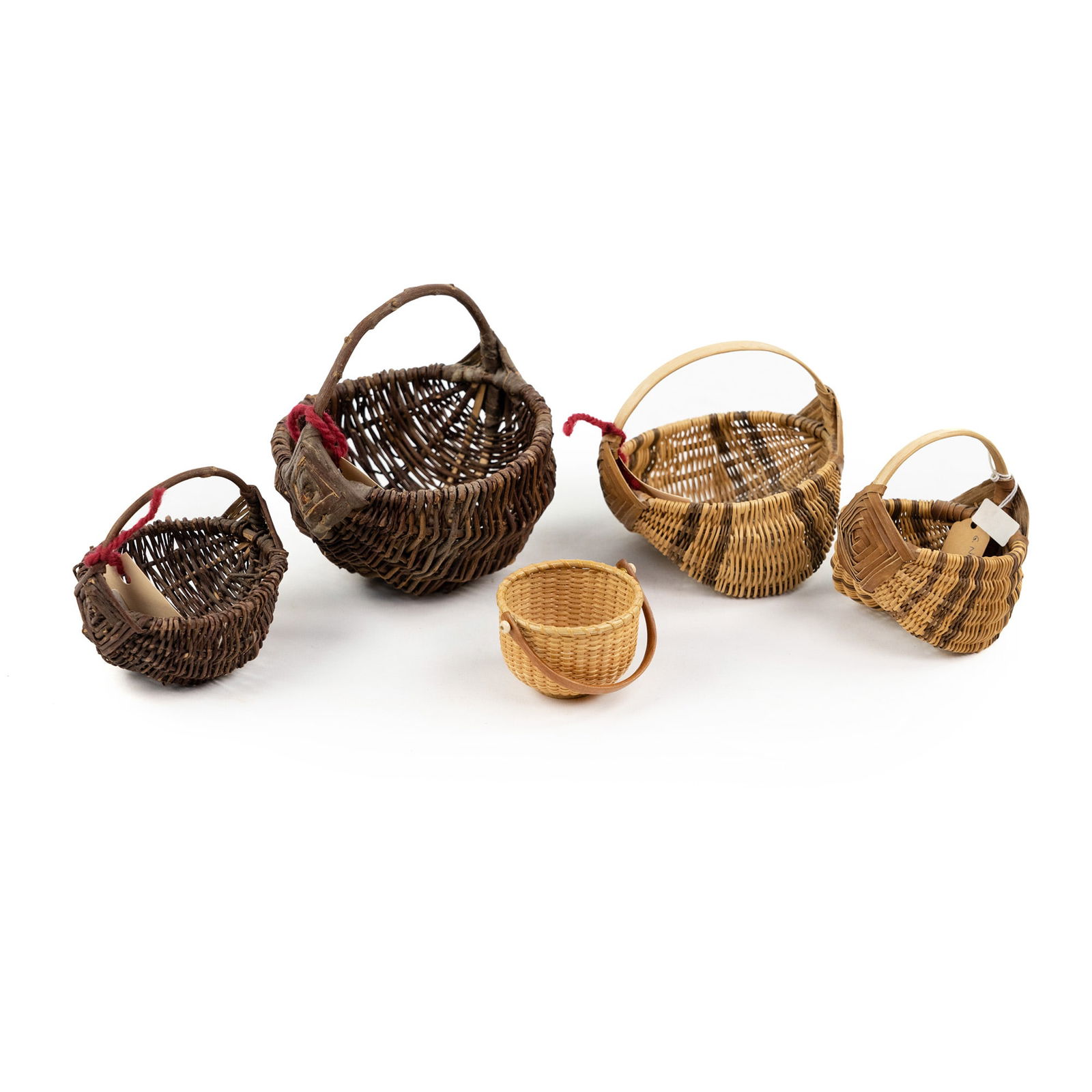 (5) Shaker Dollhouse Miniature Baskets (1 of 4)