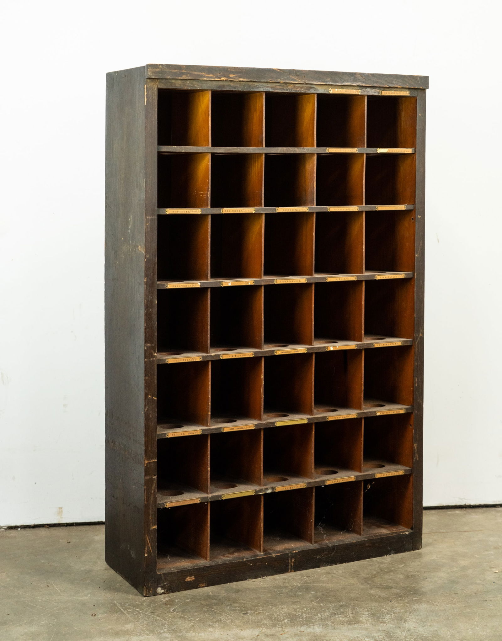 35 Slot Postal Sorter Cubby Hole Auction