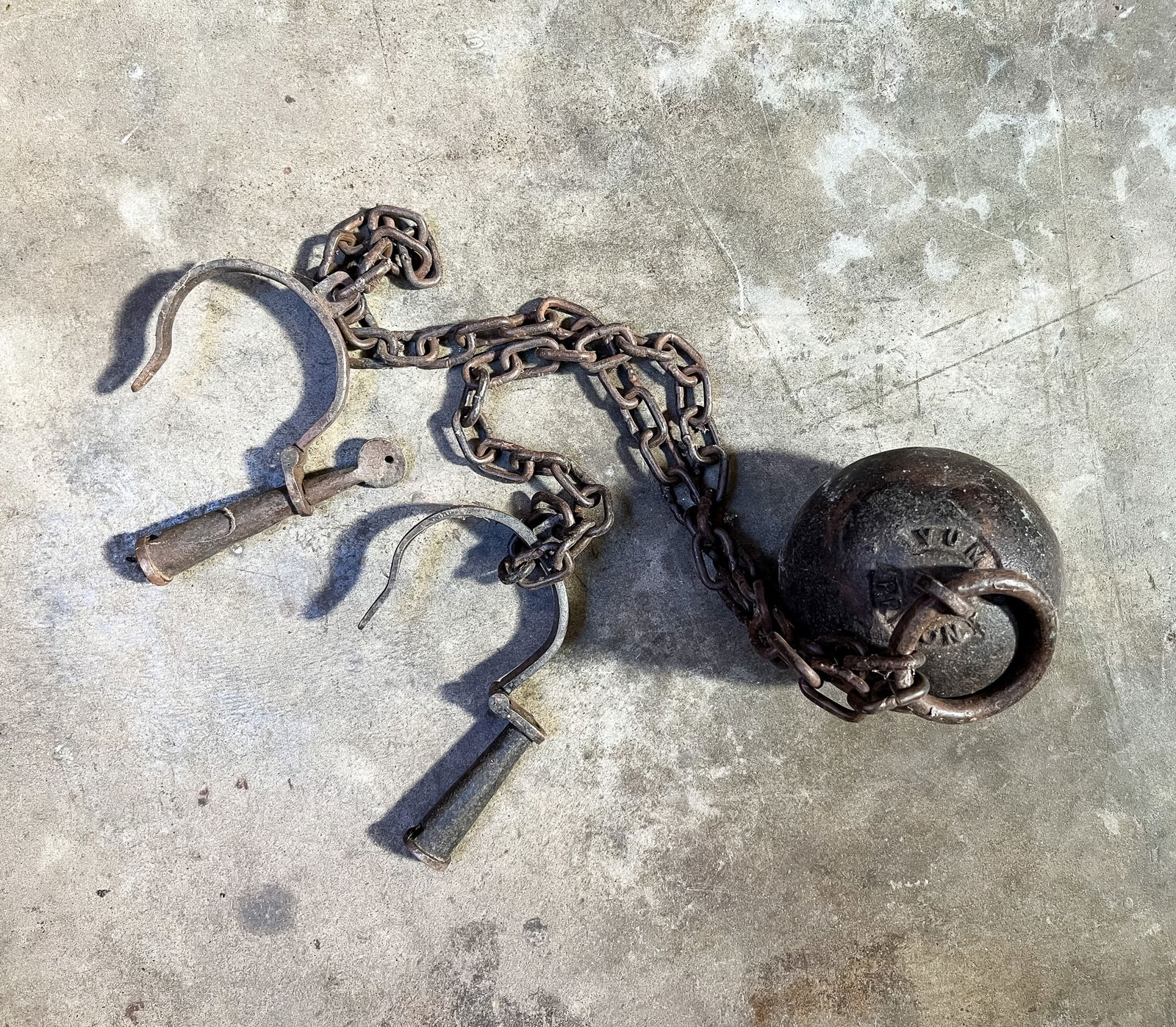 Yuma Prison Cast Iron Ball & Chain (1 of 3)
