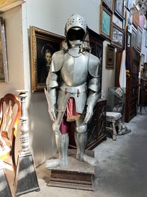 Marto Replica 16th Cen. Knight's Plate Mail Display