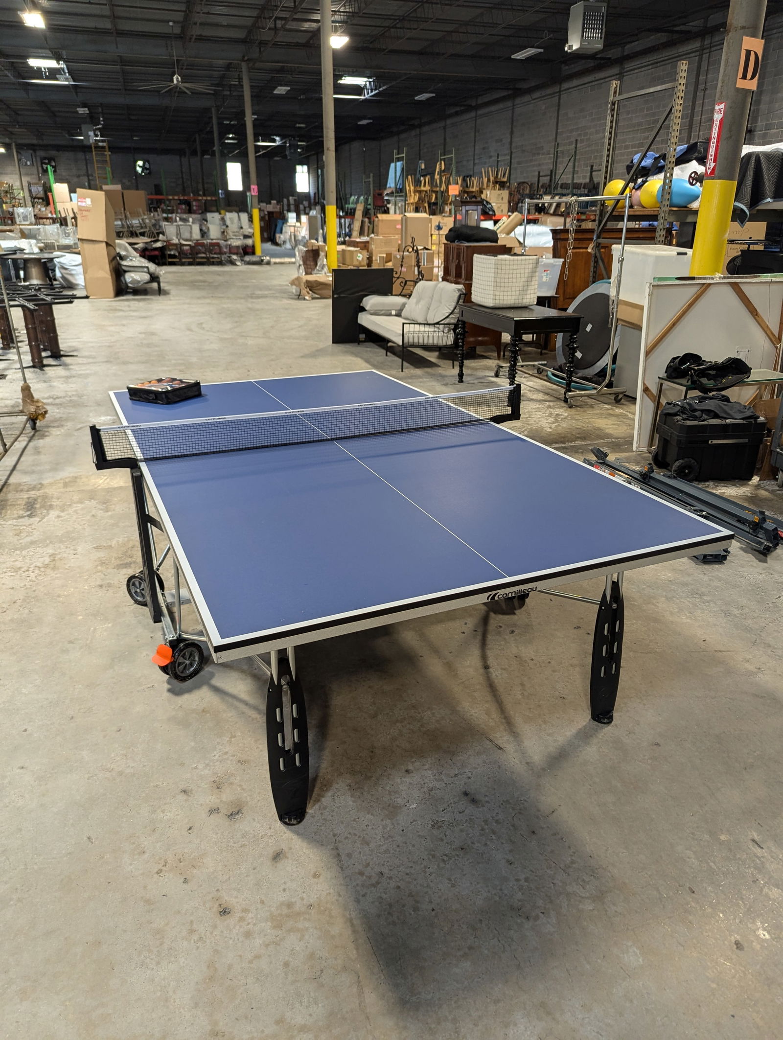 Cornilleau 250 Indoor Ping Pong Table (1 of 9)
