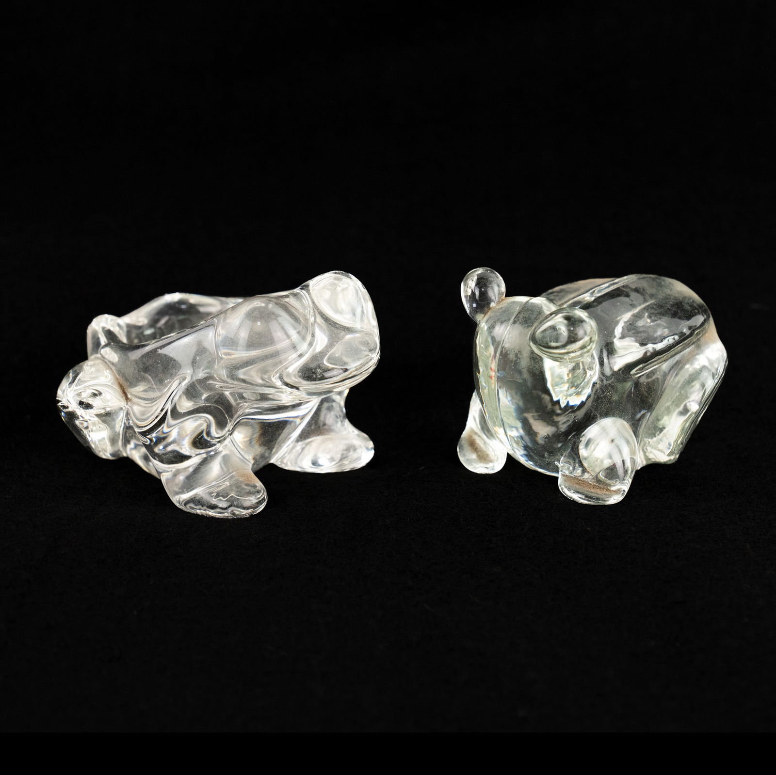 Grouping of Art Glass Frog Paperweights (1 of 5)