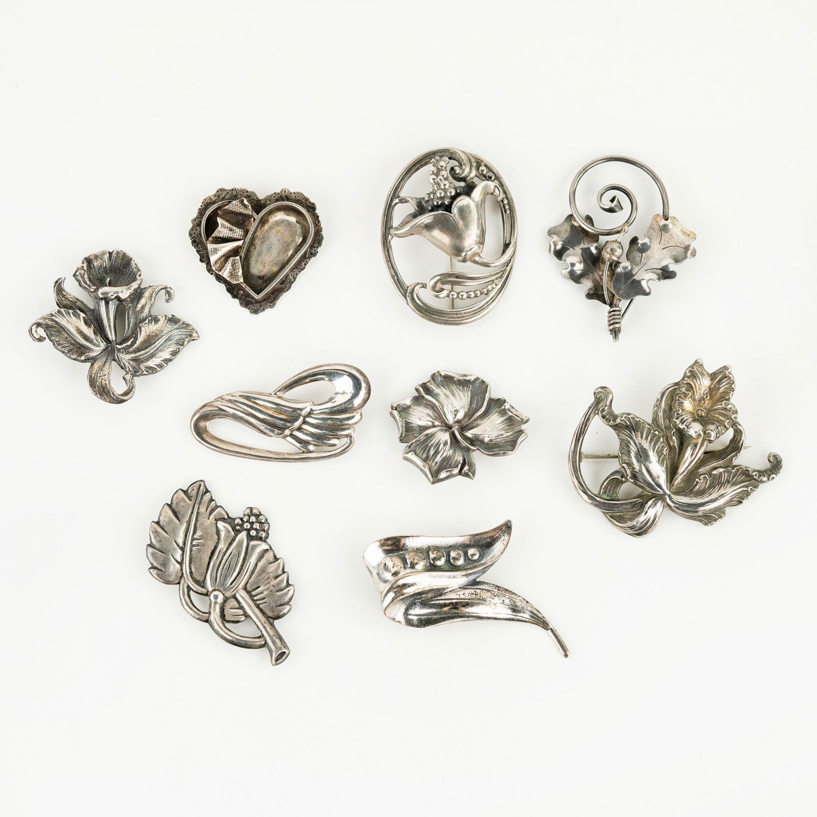 Group of Assorted Sterling Silver Brooches (1 of 5)