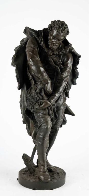 ANTIQUE FRENCH SCHOOL 'HUNTSMAN' SCULPTURE (1 of 5)