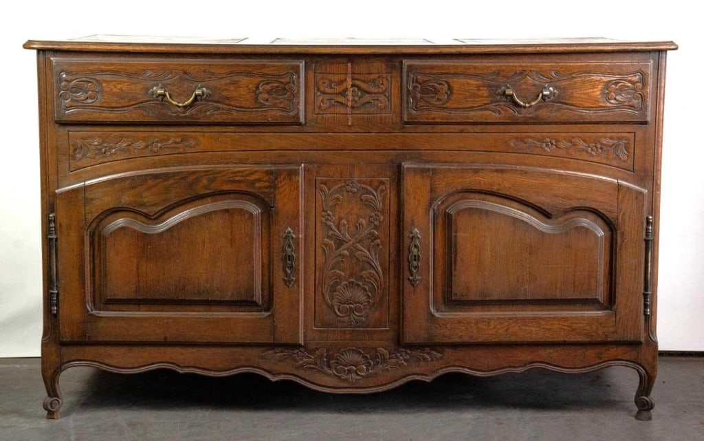 FRENCH ANTIQUE OAK CARVED BUFFET (1 of 6)
