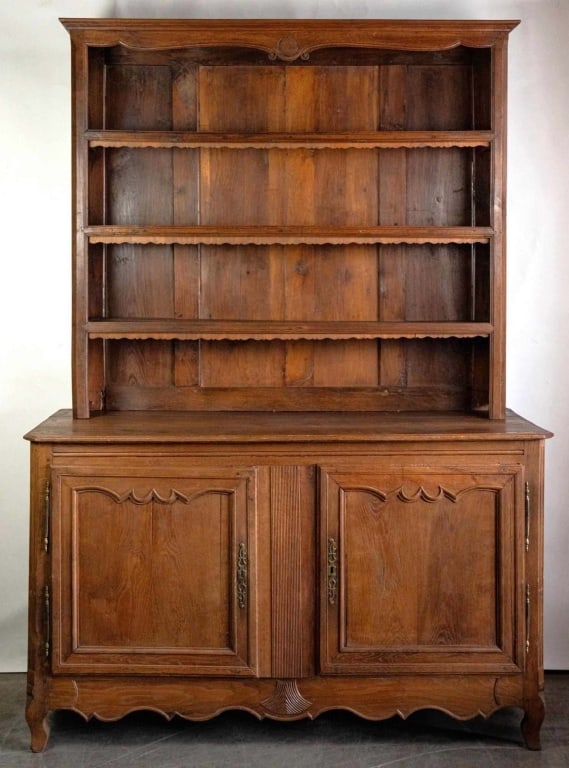 FRENCH WALNUT BUFFET DE CORPS (1 of 6)