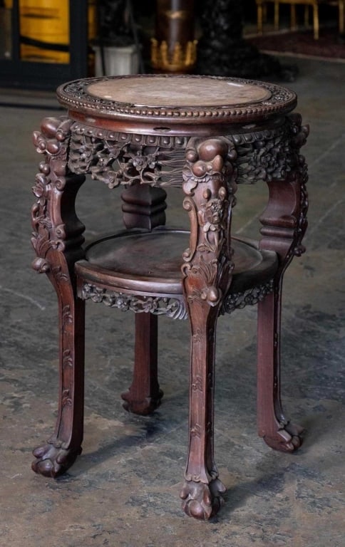 CHINESE ANTIQUE ROSEWOOD TABLE (1 of 4)