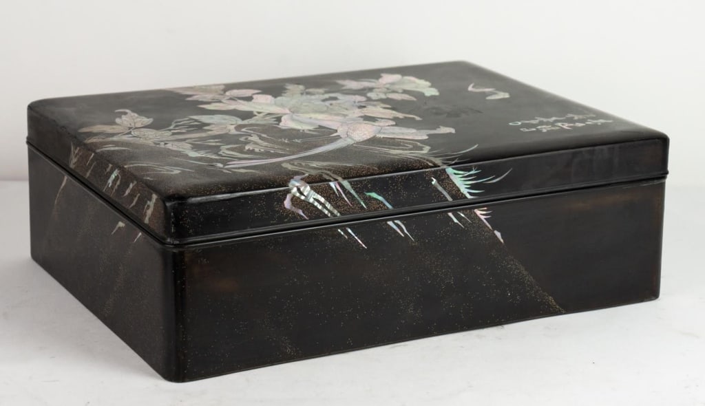 CHINESE BLACK LACQUER BOX WITH MOTHER OF PEARL (1 of 5)