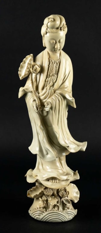 CHINESE GUANYIN FIGURAL SCUPTURE: 19th c. Chinese Guanyin. Note: Each lot in this auction was stored in an active industrial warehouse. Accordingly, lots may exhibit dust and/or surface residue and may benefit from cleaning. Approxima