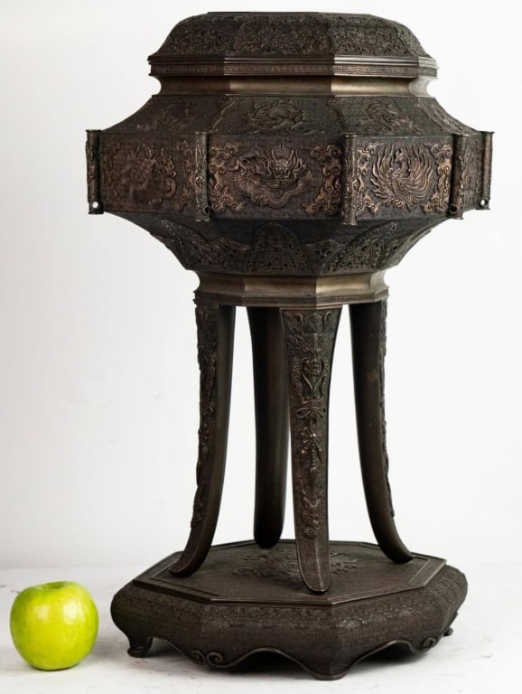 ASIAN BRONZE ANTIQUE FOOTED INCENSE BURNER (1 of 6)