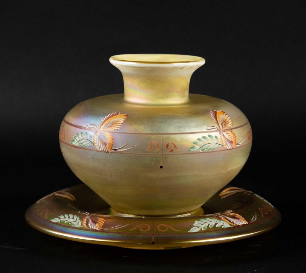 SIGNED OPALESCENT GLASS VASE W/TRAY: Antique signed opalescent glass vase w/tray signed and hand-painted. Note: Each lot in this auction was stored in an active industrial warehouse. Accordingly, lots may exhibit dust and/or surface resi