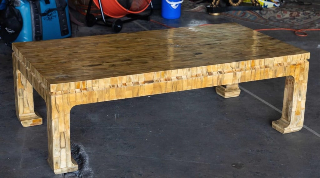 VINTAGE REGENCY TESSELLATED MING COFFEE TABLE: Vintage bone regency tessellated ming coffee table 20th c. with Rudolph Collection label. Note: Each lot in this auction was stored in an active industrial warehouse. Accordingly, lots may exhibit dus