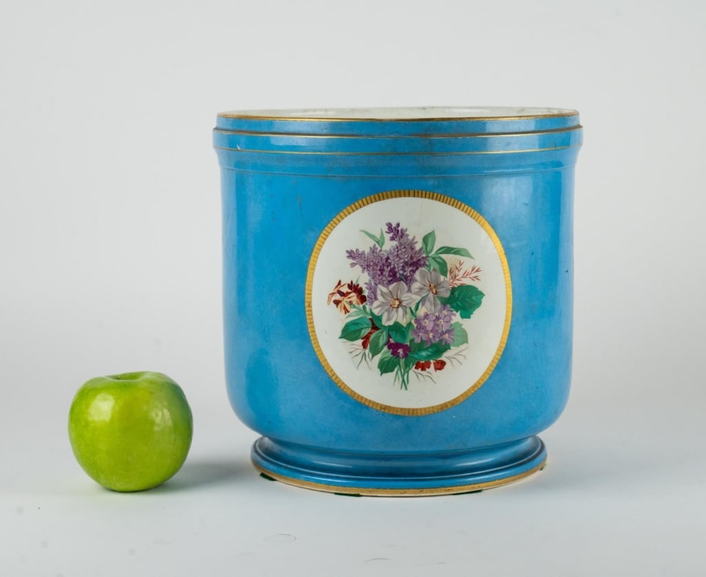 FRENCH SEVRES STYLE 19TH C. PORCELAIN PLANTER (1 of 4)