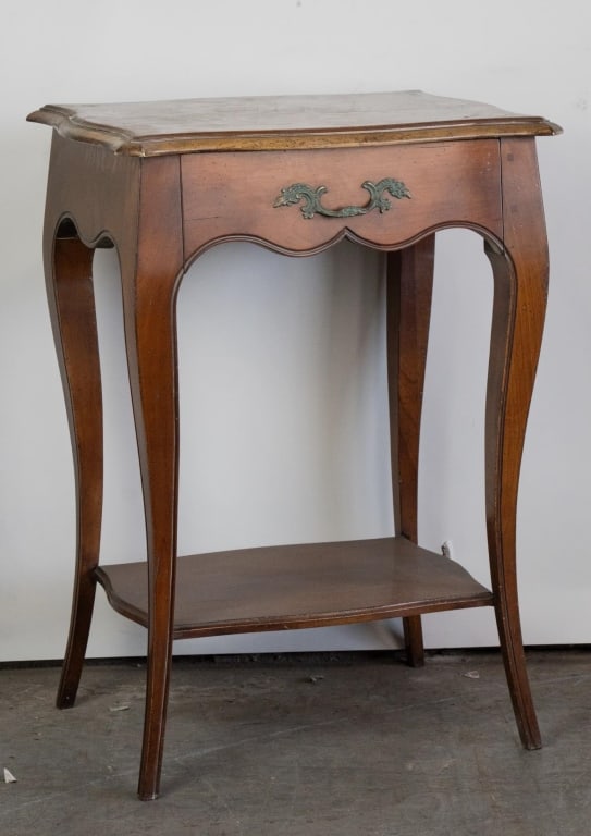 CONTINENTAL WALNUT SIDE TABLE (1 of 4)