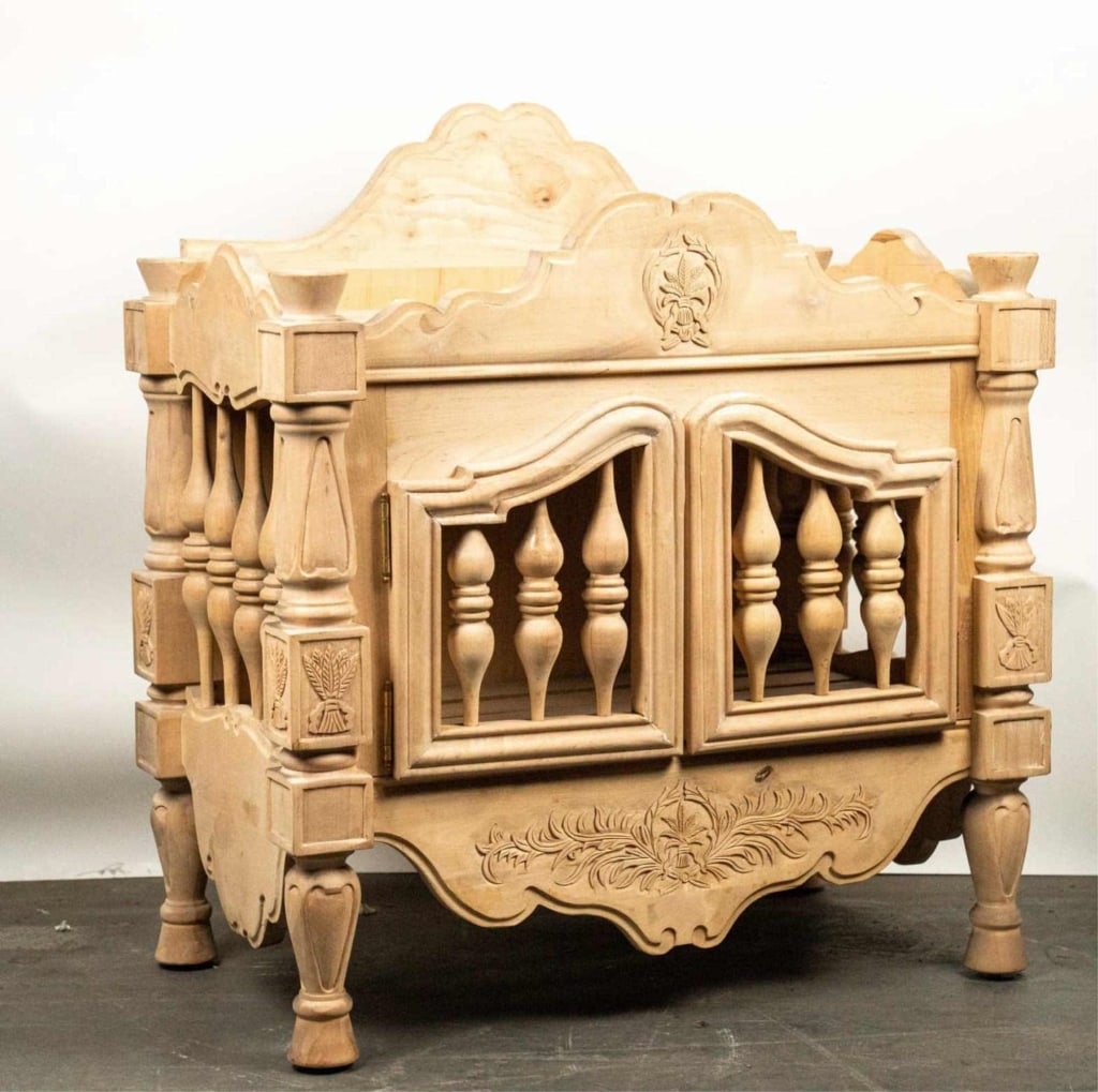 FRENCH STYLE RAW WOOD PANETIERE: French style raw wood Panettiere. Note: Each lot in this auction was stored in an active industrial warehouse. Accordingly, lots may exhibit dust and/or surface residue and may benefit from cleaning. 
