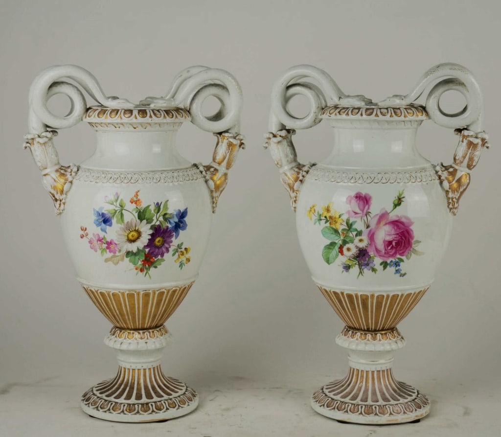 GERMAN MEISSEN ANTIQUE SERPANT TWIN HANDLE VASES (1 of 6)