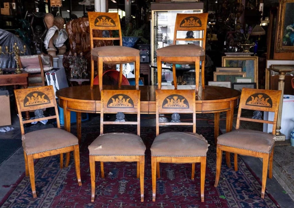 EGYPTIAN BIEDEMEIER ANTIQUE SATINWOOD DINNING SET (1 of 7)