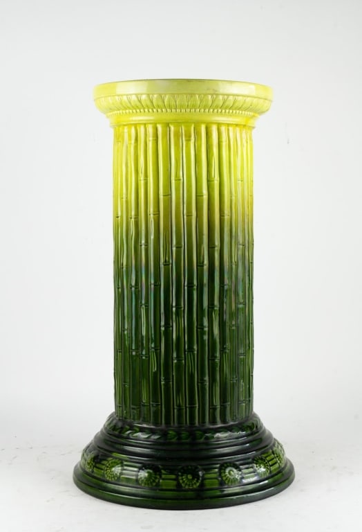MODERN MAJOLICA FORM PEDESTAL: Modern majolica form pedestal. Note: Each lot in this auction was stored in an active industrial warehouse. Accordingly, lots may exhibit dust and/or surface residue and may benefit from cleaning. App