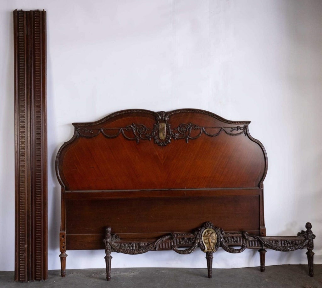 FRENCH ANTIQUE ORNATELY CARVED DOUBLE BED (1 of 6)