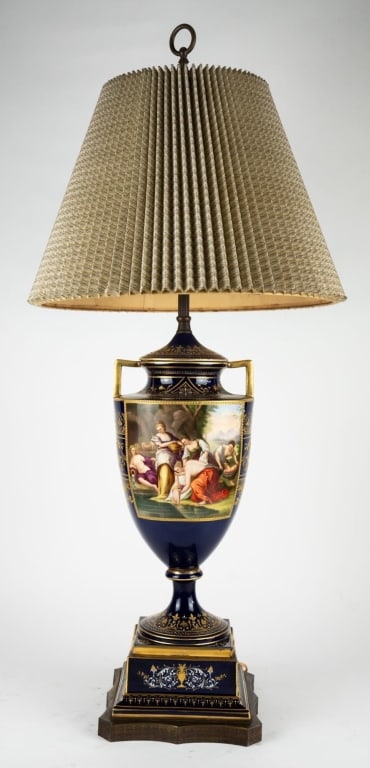 ROYAL VIENNA STYLE COBALT & PARCEL GILT LAMP (1 of 8)