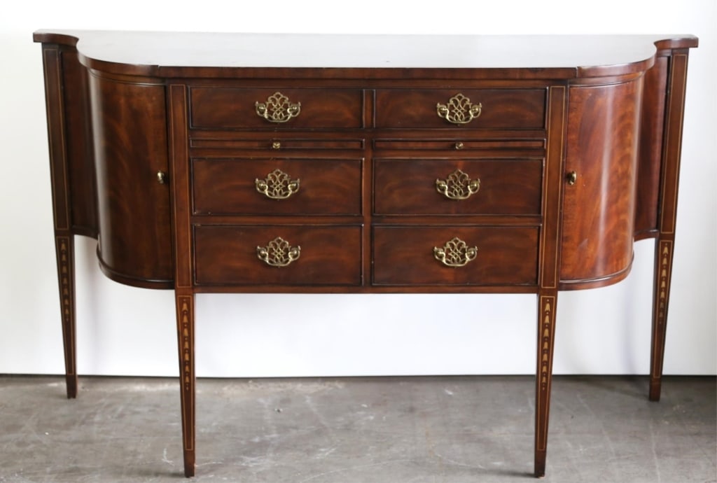DREXEL FINE MAHOGANY SIDEBOARD (1 of 8)