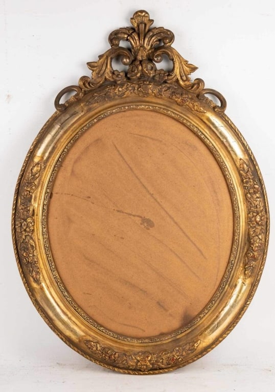 FRENCH CARVED GILT WOOD PICTURE FRAME (1 of 4)