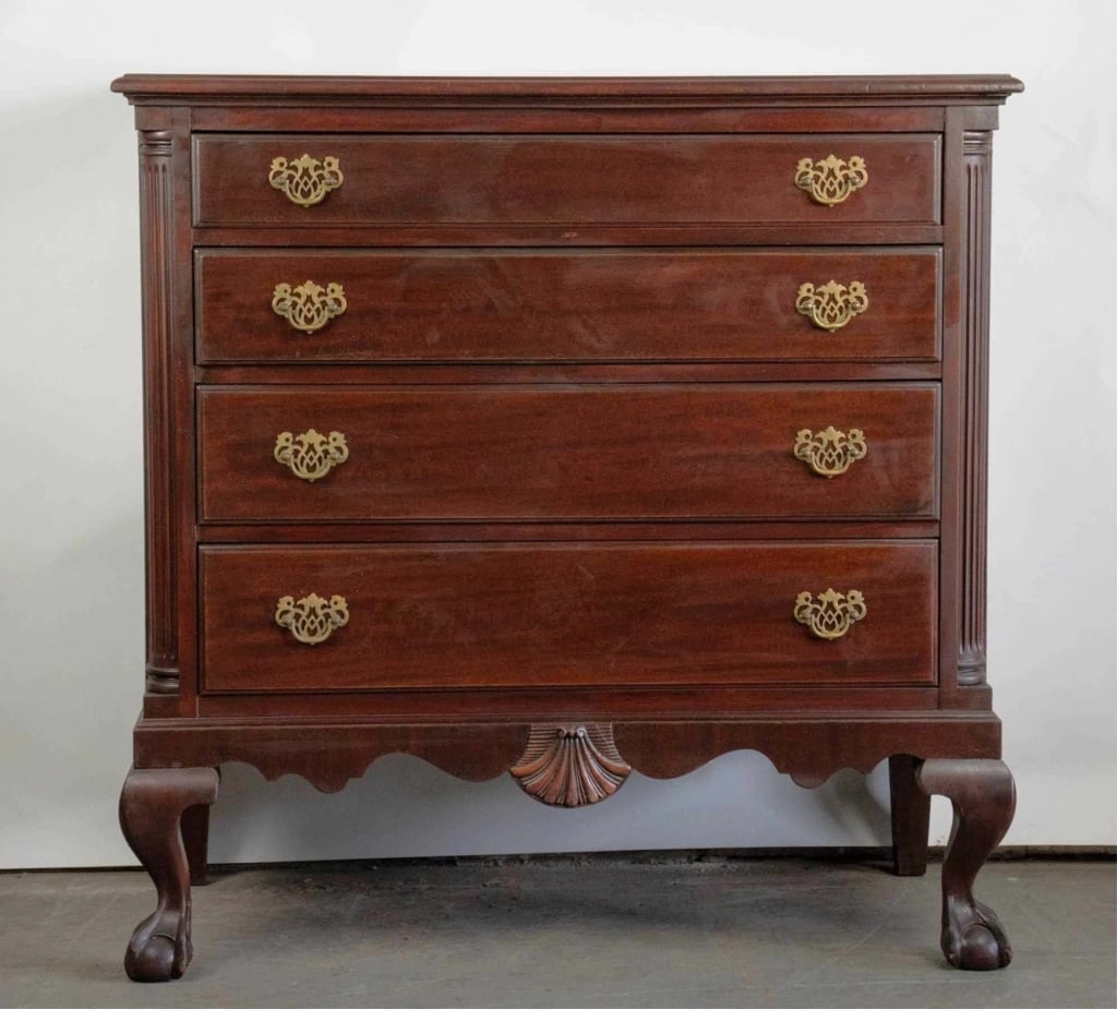 AMERICAN VINTAGE CHIPPENDALE STYLE LOWBOY (1 of 4)