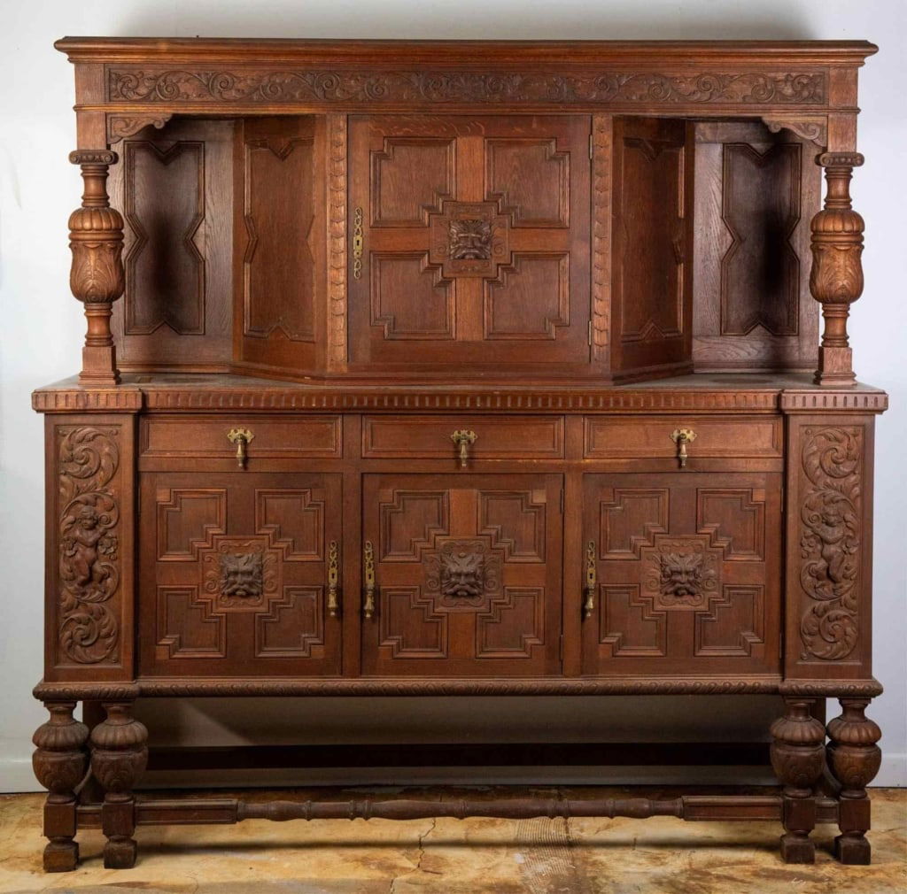 MONUMENTAL 19TH C. FRENCH RENAISSANCE STYLE COURT (1 of 5)