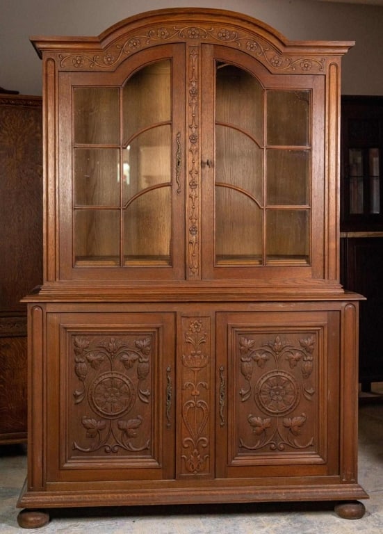 FRENCH RENAISSANCE REVIVAL VITRINE (1 of 4)
